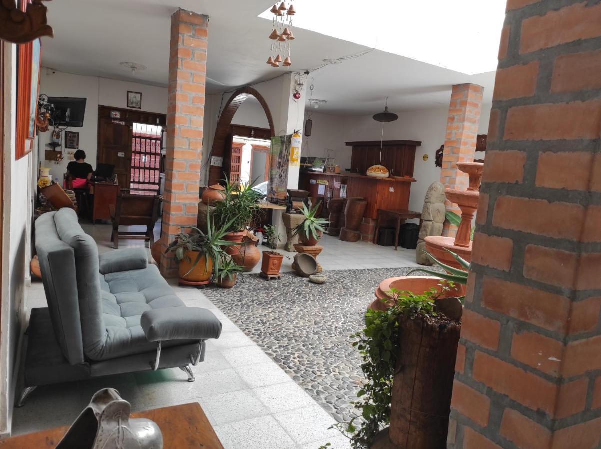 Hotel Barajas Хардин Экстерьер фото